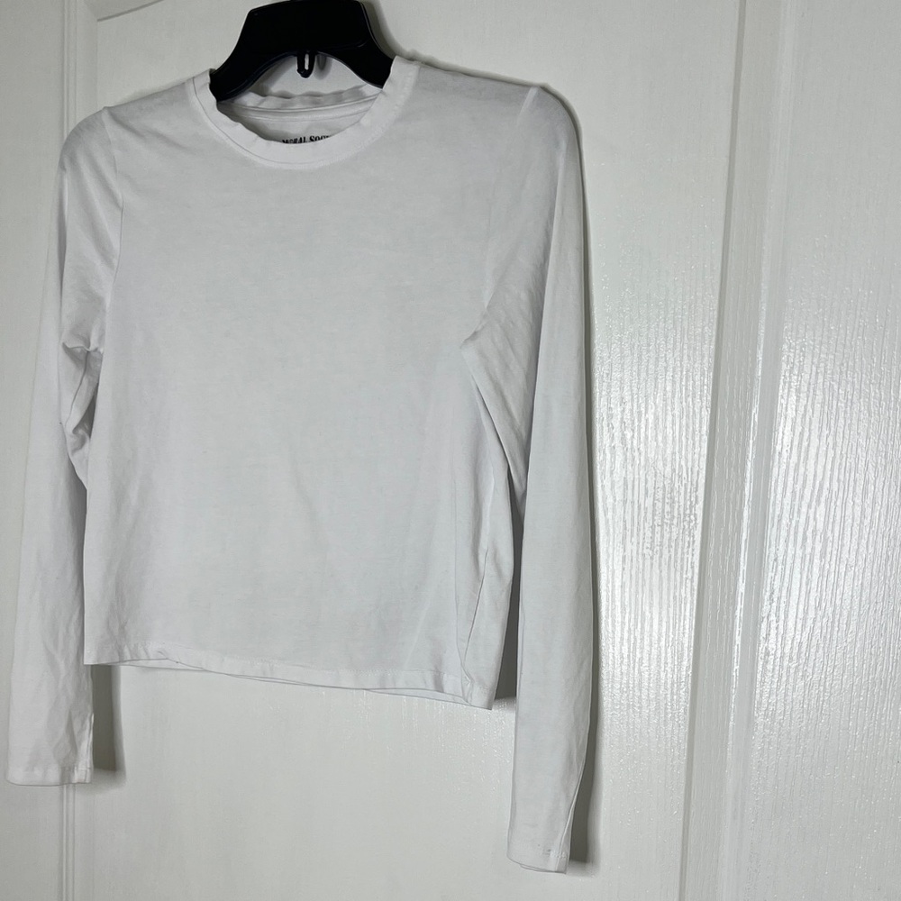 Classic White Long-Sleeve Crop Top